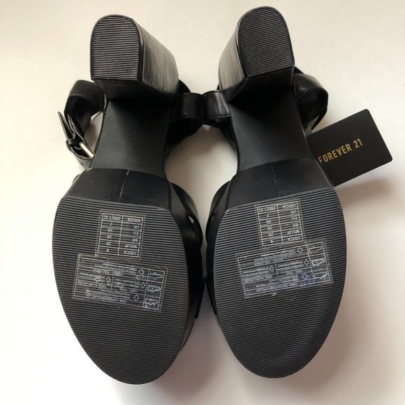 FOREVER 21 PLATFORM HEELS - Picture 5 of 9